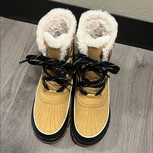 Women's Tan Winter Boots SOREL